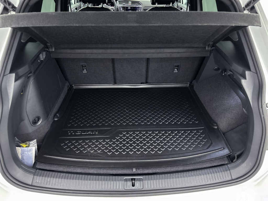 Volkswagen Tiguan 1.4 tsi ehybrid r-line business | automaat | trekhaak | b