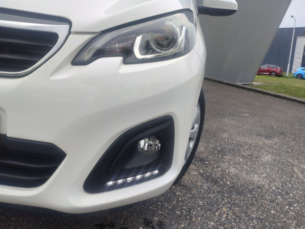 Peugeot 108 1.0 e-vti blue lion