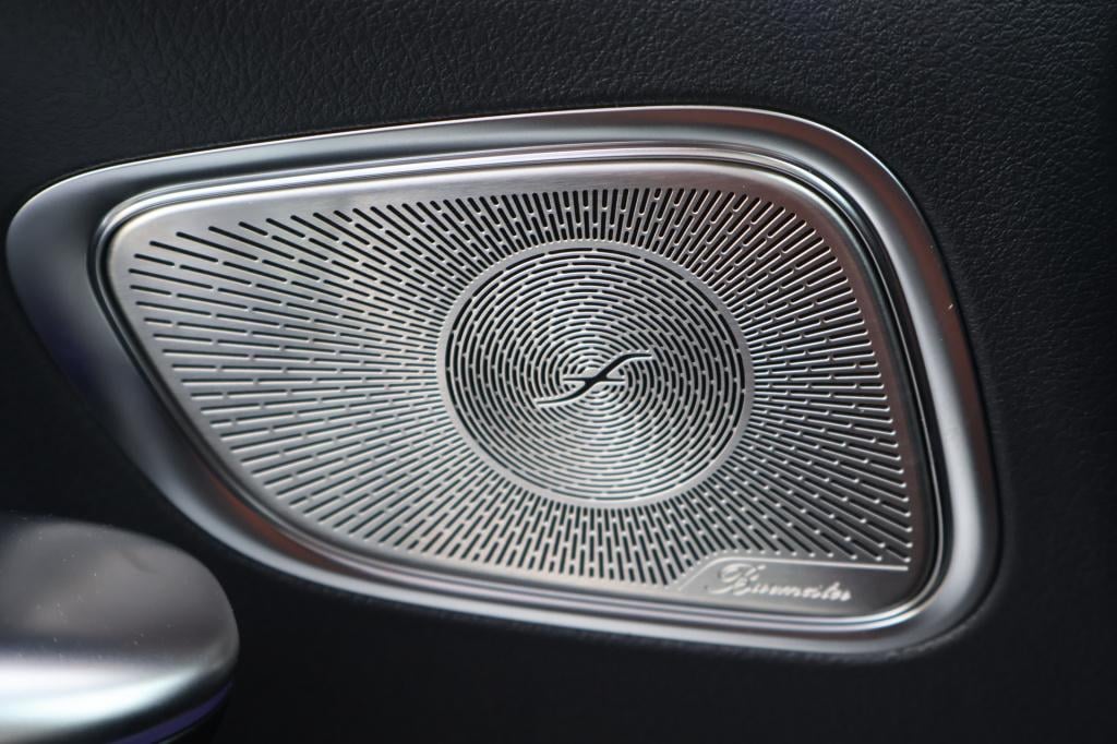 Mercedes-Benz Glc coupé 400e 4matic amg line i luchtvering i meesturende ac