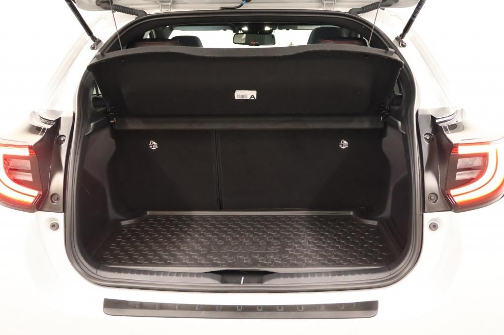 Toyota Yaris 1.5 hyb.130 gr sport