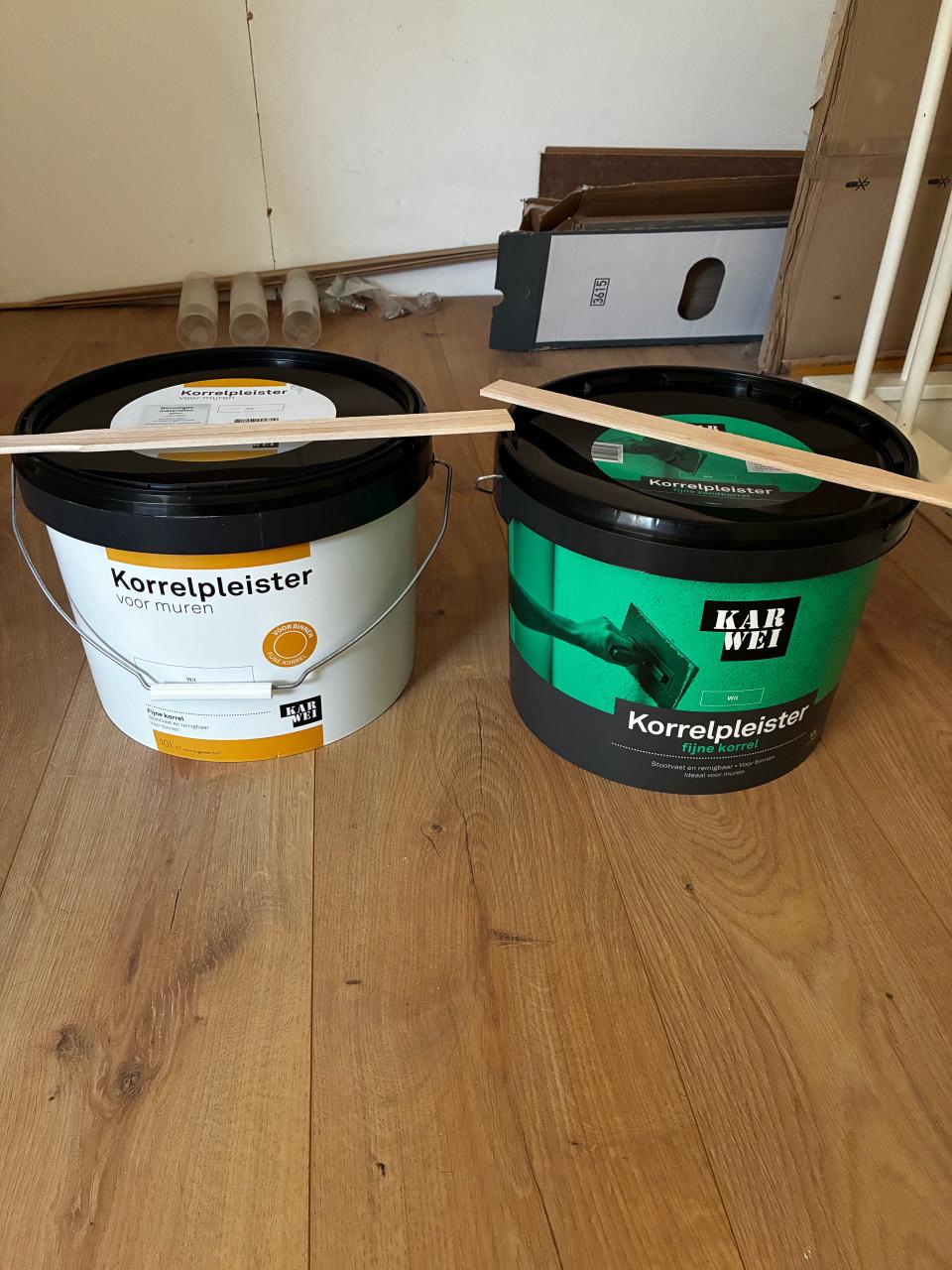 2 emmers Karwei korrelpleister fijn