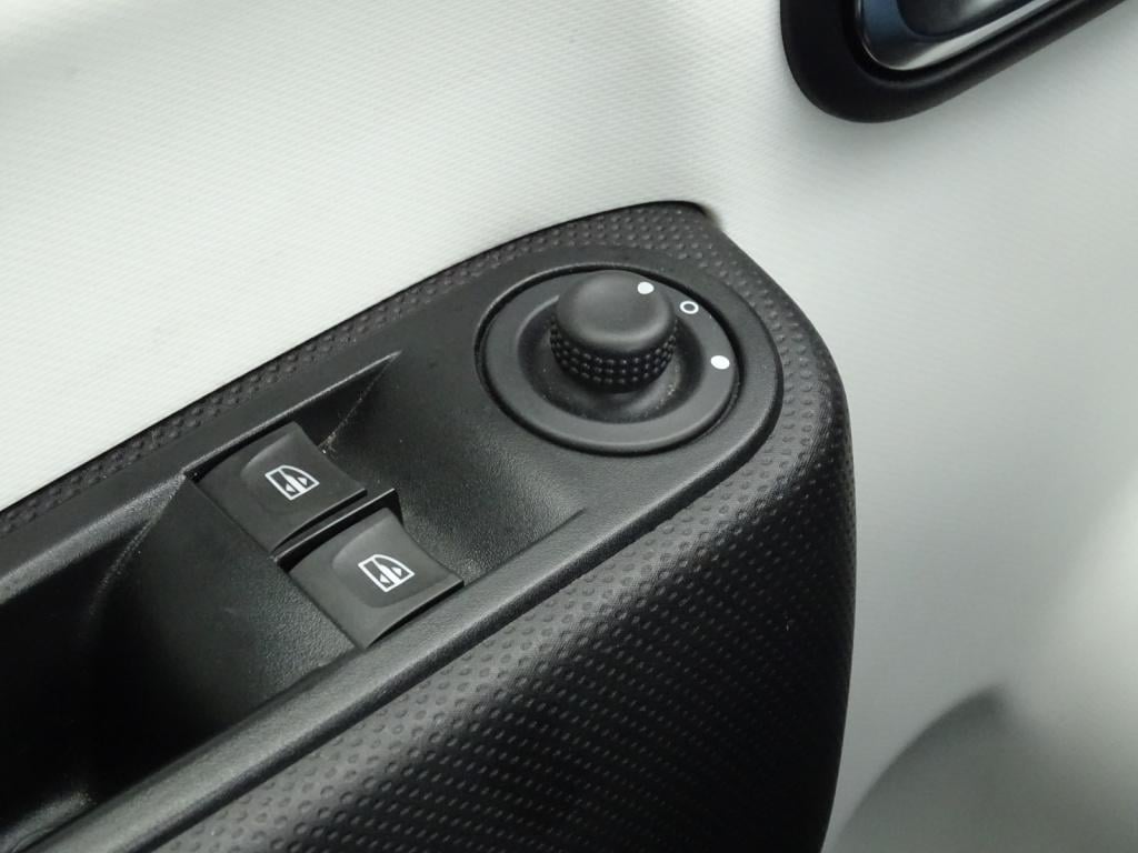 Renault Twingo 1.0 sce limited automaat | 10.546km | 1e eigenaar