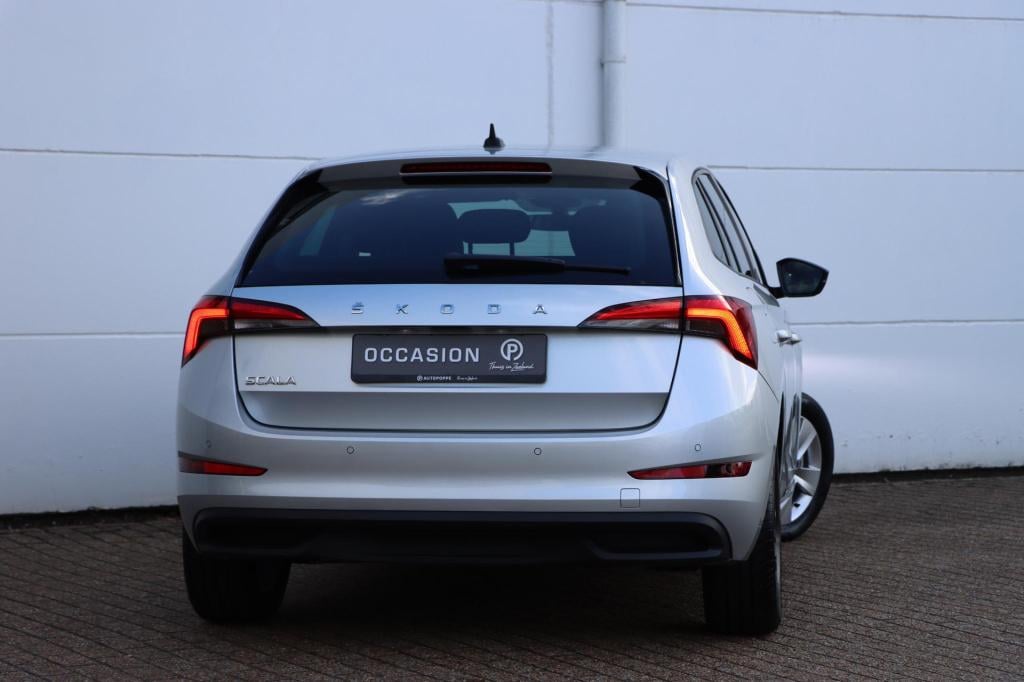 Skoda Scala 1.0 tsi ambition dsg7 110pk | parkeersensoren | dab+ | carplay 