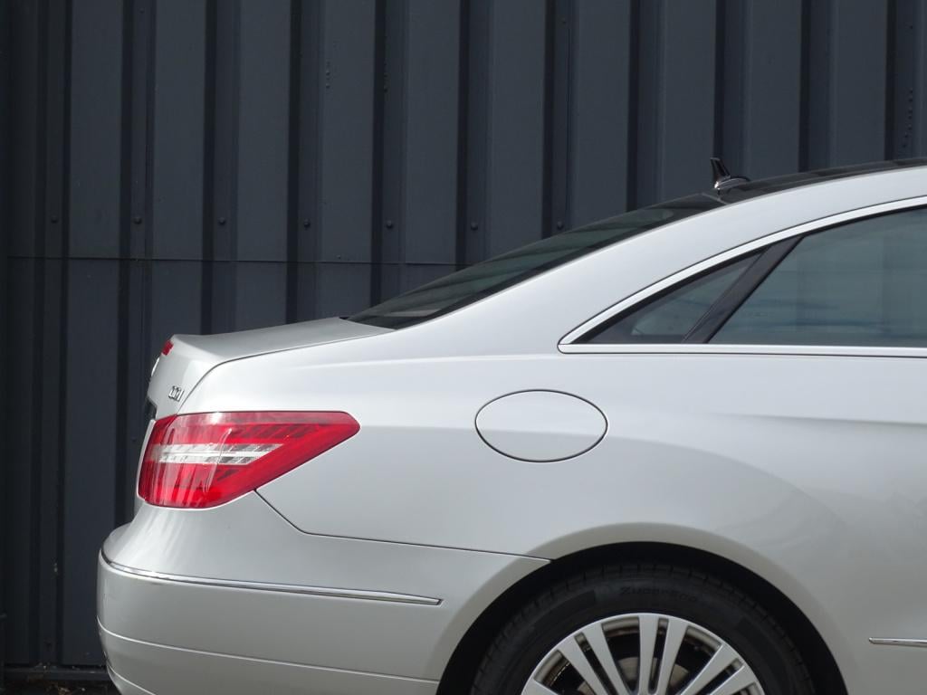 Mercedes-Benz E-Klasse coupé 250 cgi elegance automaat | pano | navi