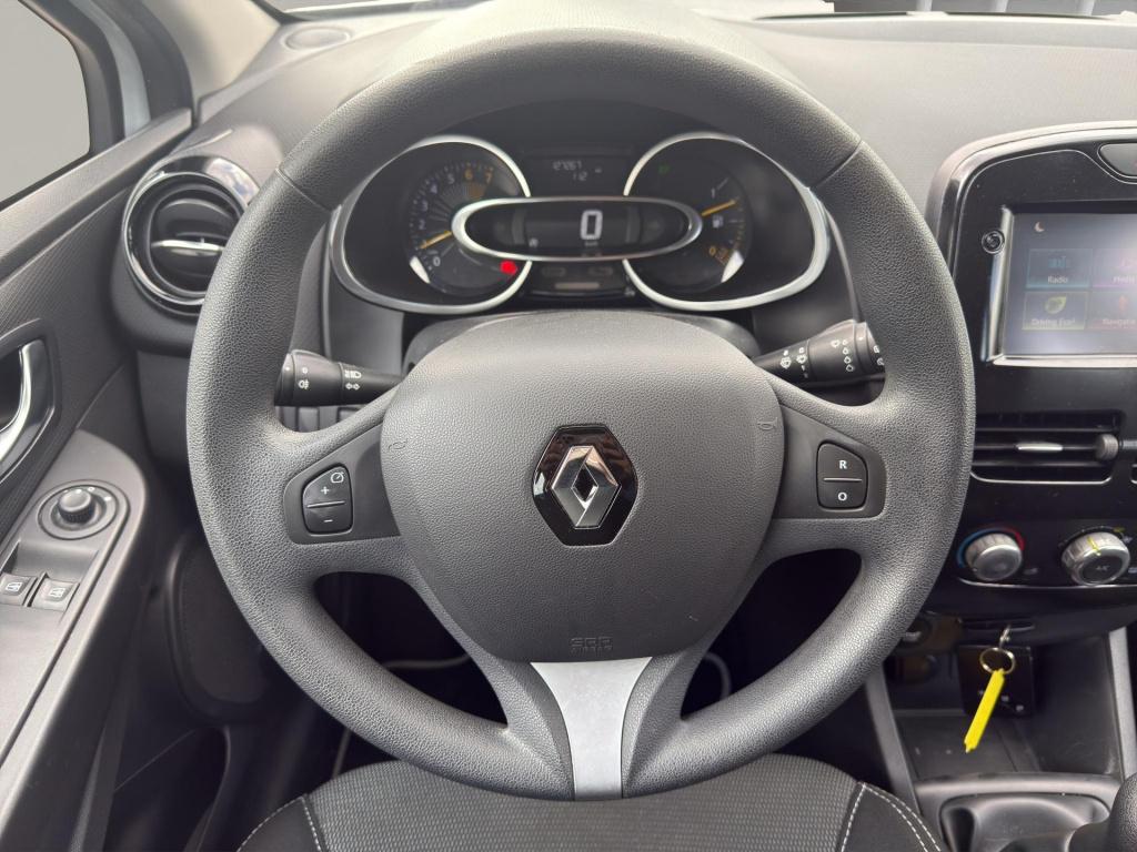 Renault Clio 0.9 tce expression cruise airco navi