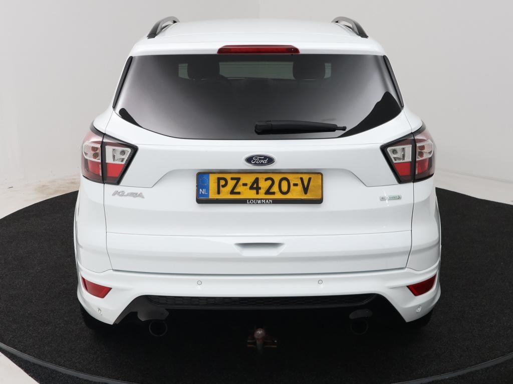 Ford Kuga 1.5 ecoboost st line | trekhaak | 1800kg trekgewicht | navigatie 
