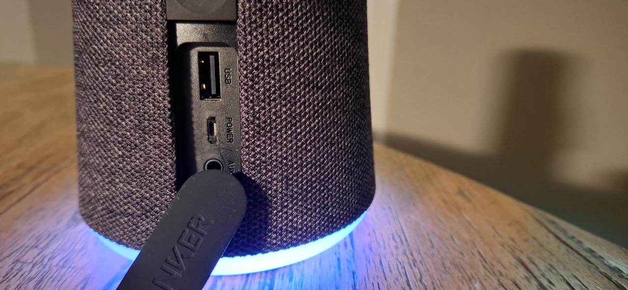 2 Soundcore Bluetooth speakers