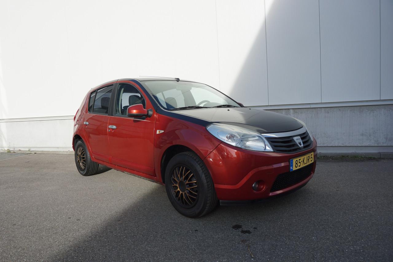 Dacia Sandero, 1.6 Lauréate - Airco / Elektr. ramen / Trekhaak / NAP