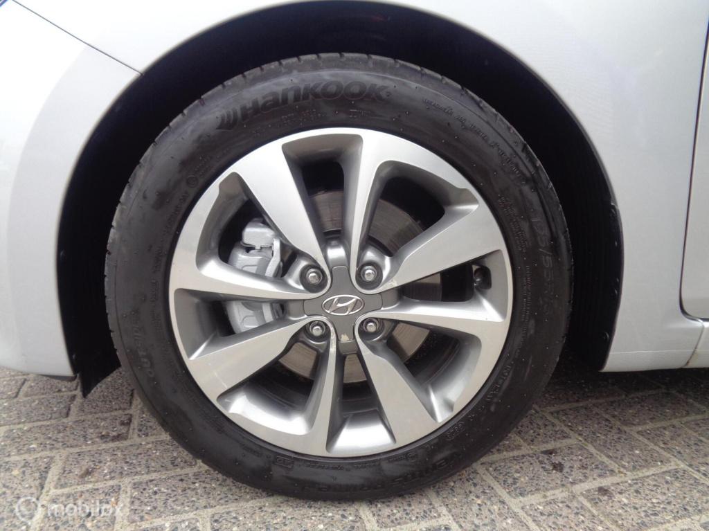 Hyundai I 20 1.0 t-gdi comfort/airco/camera/pdc/1st eig/lm velgen/slechts 8