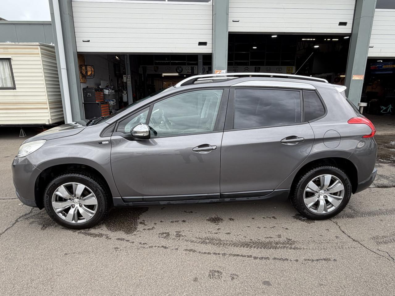 Peugeot 2008 1.2 Puratech Style NAP AIRCO ! ! !