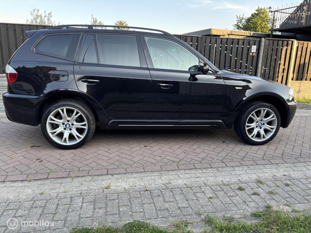 BMW X3 xdrive25i high executive