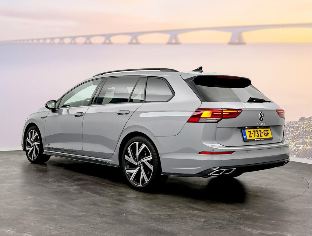 Volkswagen Golf variant 1.5 etsi r-line dsg7