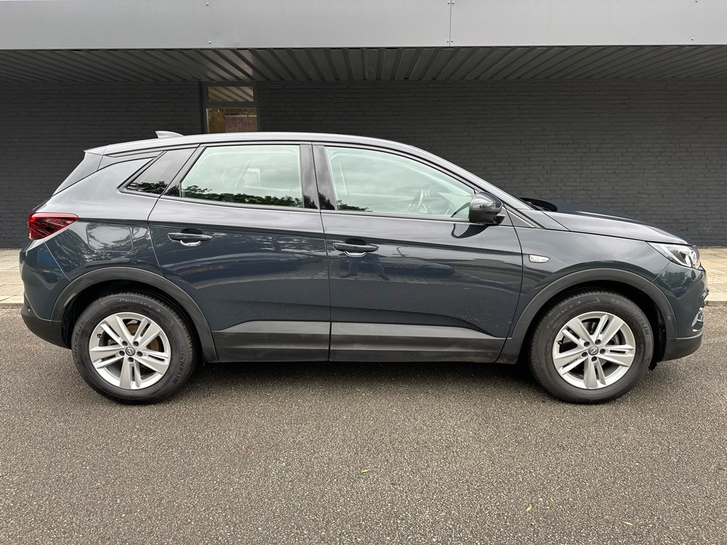 Opel Grandland X 1.2 turbo online ed.
