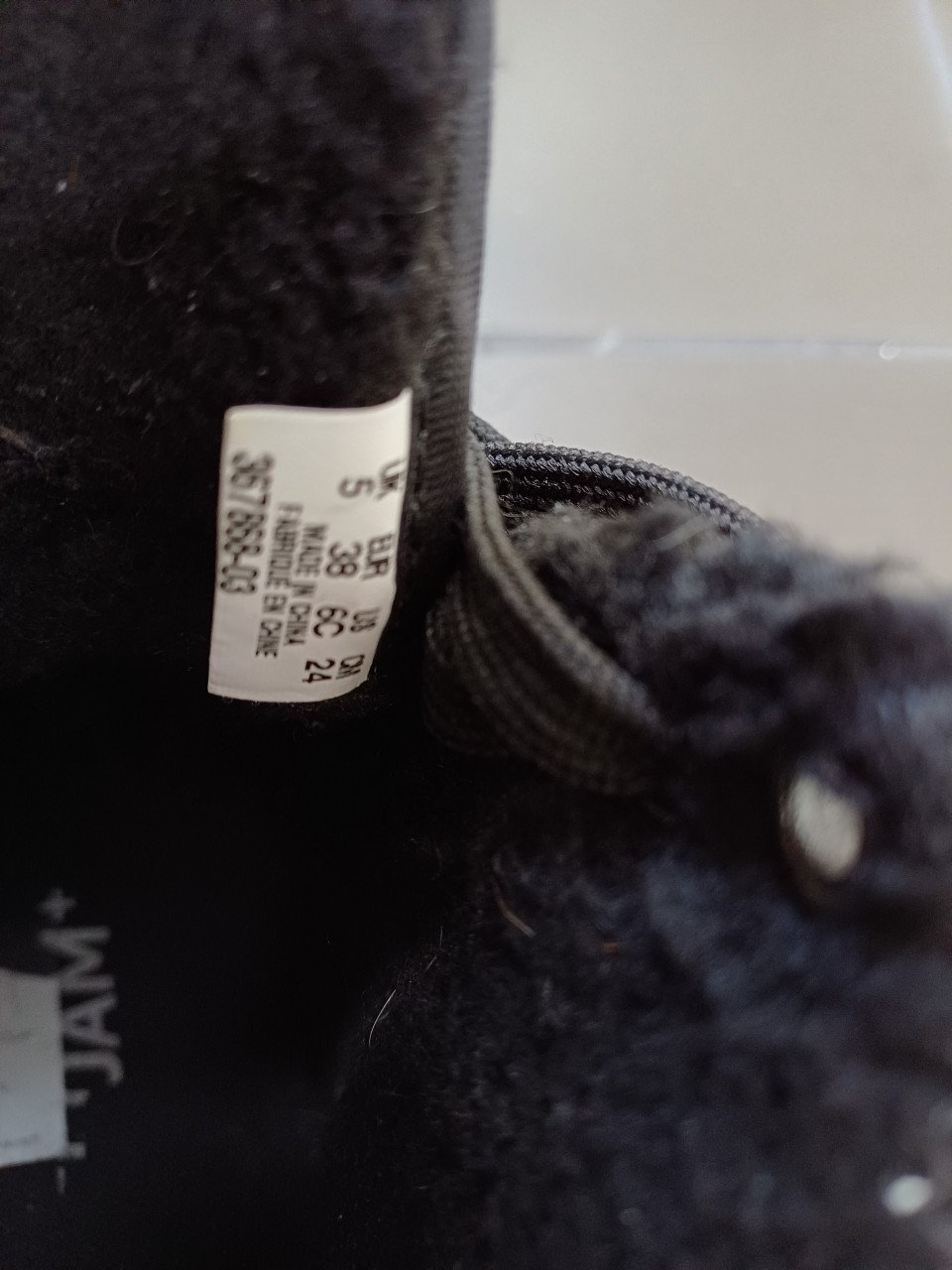 HOGE, zwarte PUMA SNEAKERS, 38 met softfoam+ inlegzool