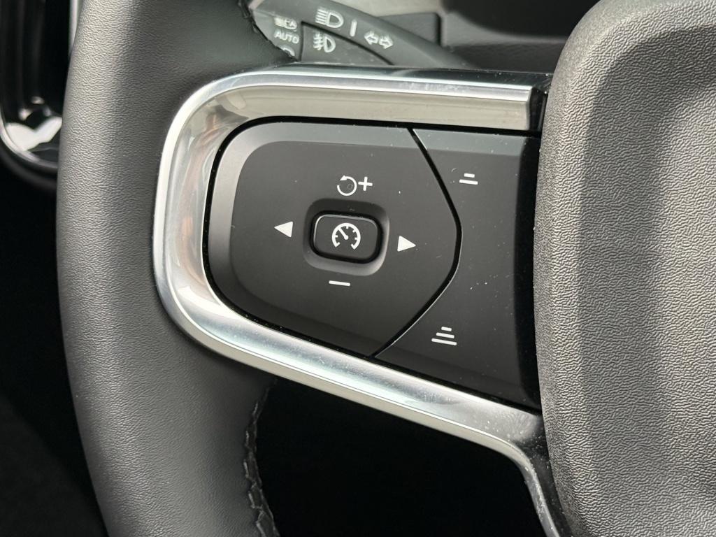 Volvo Ex40 single extended range ultra 82 kwh/252pk| full options !!