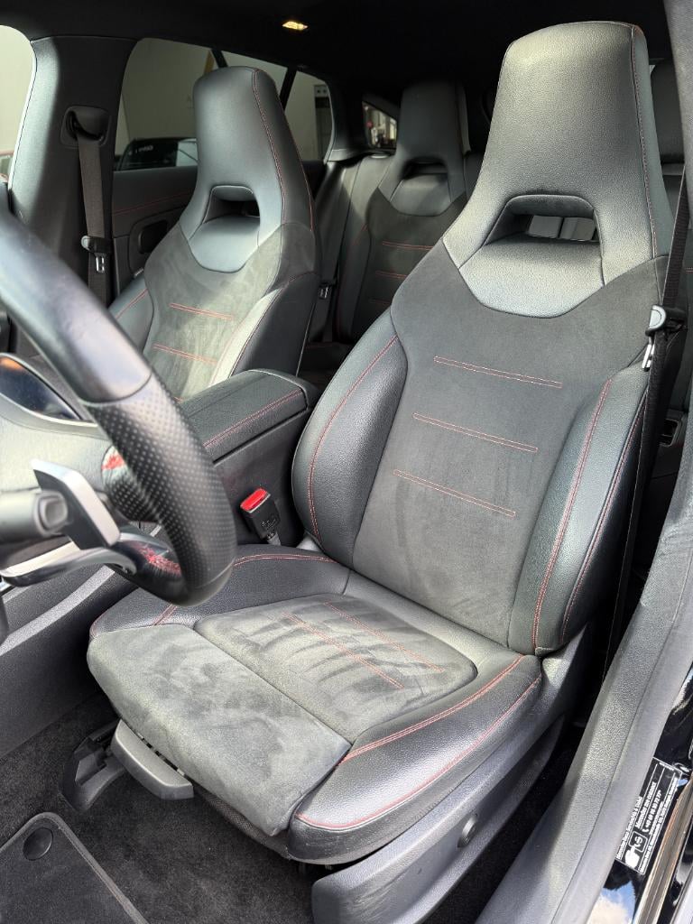 Mercedes-Benz Cla 250 e amg premium plus night - full option