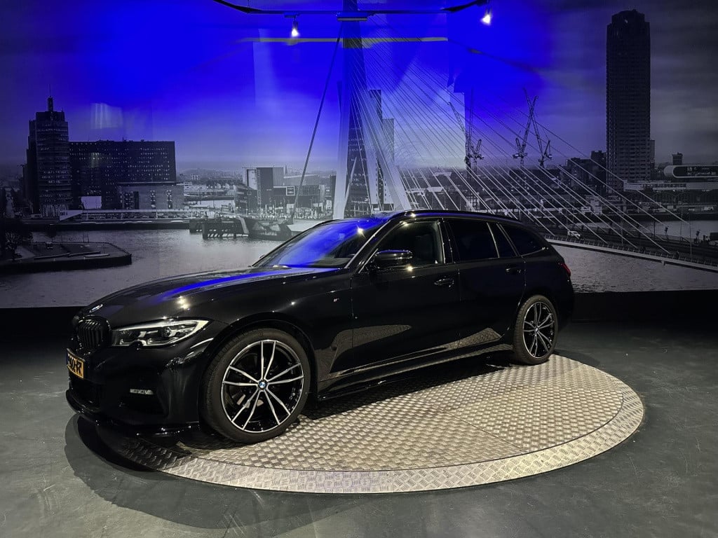 BMW 3-serie touring 320i high executive m-pakket *pano*hud*