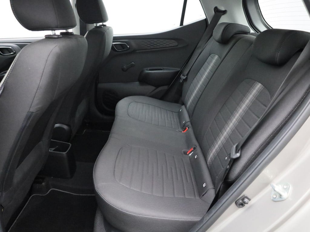 Hyundai I 10 1.0 comfort | airco | dab | cruise control | apple carplay
