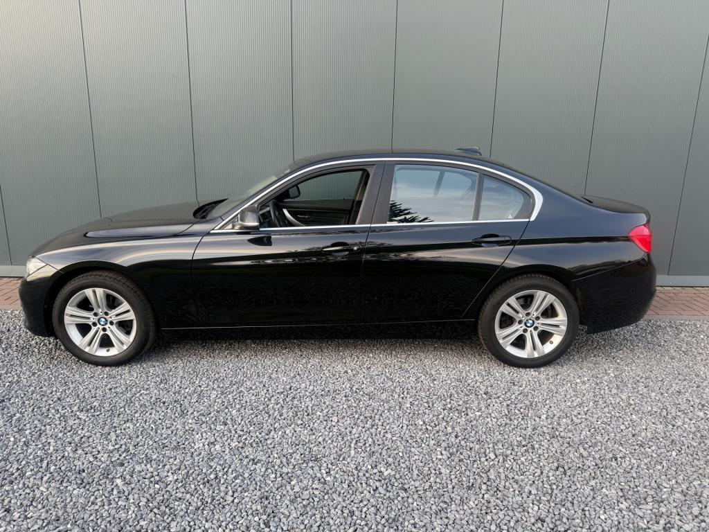 BMW 3-serie 320i 184pk sedan executive luxury