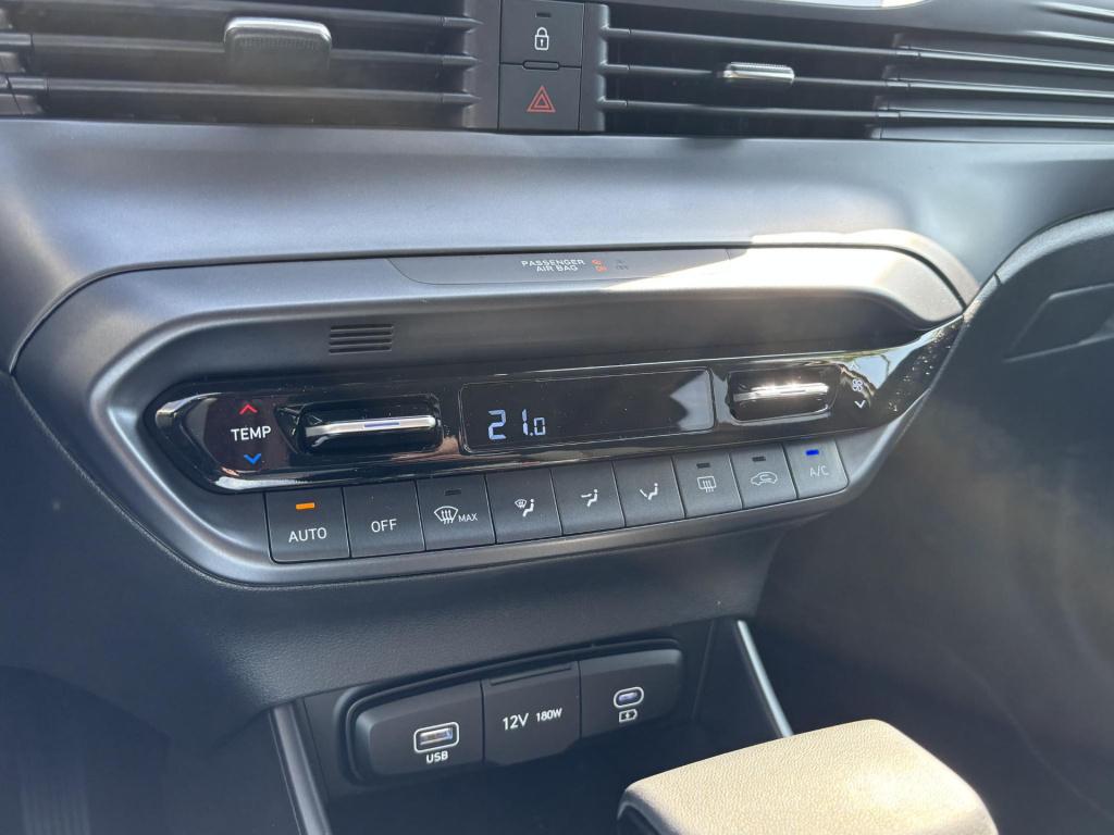 Hyundai I 20 1.0 t-gdi premium automaat incl. trekhaak, meest luxe uitvoeri