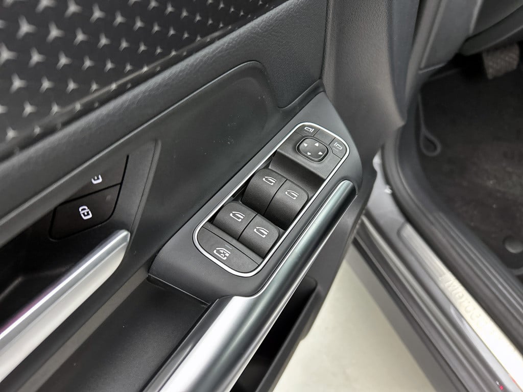 Mercedes-Benz Eqa 250+ business solution 71 kwh | parkeerpakket met achteru