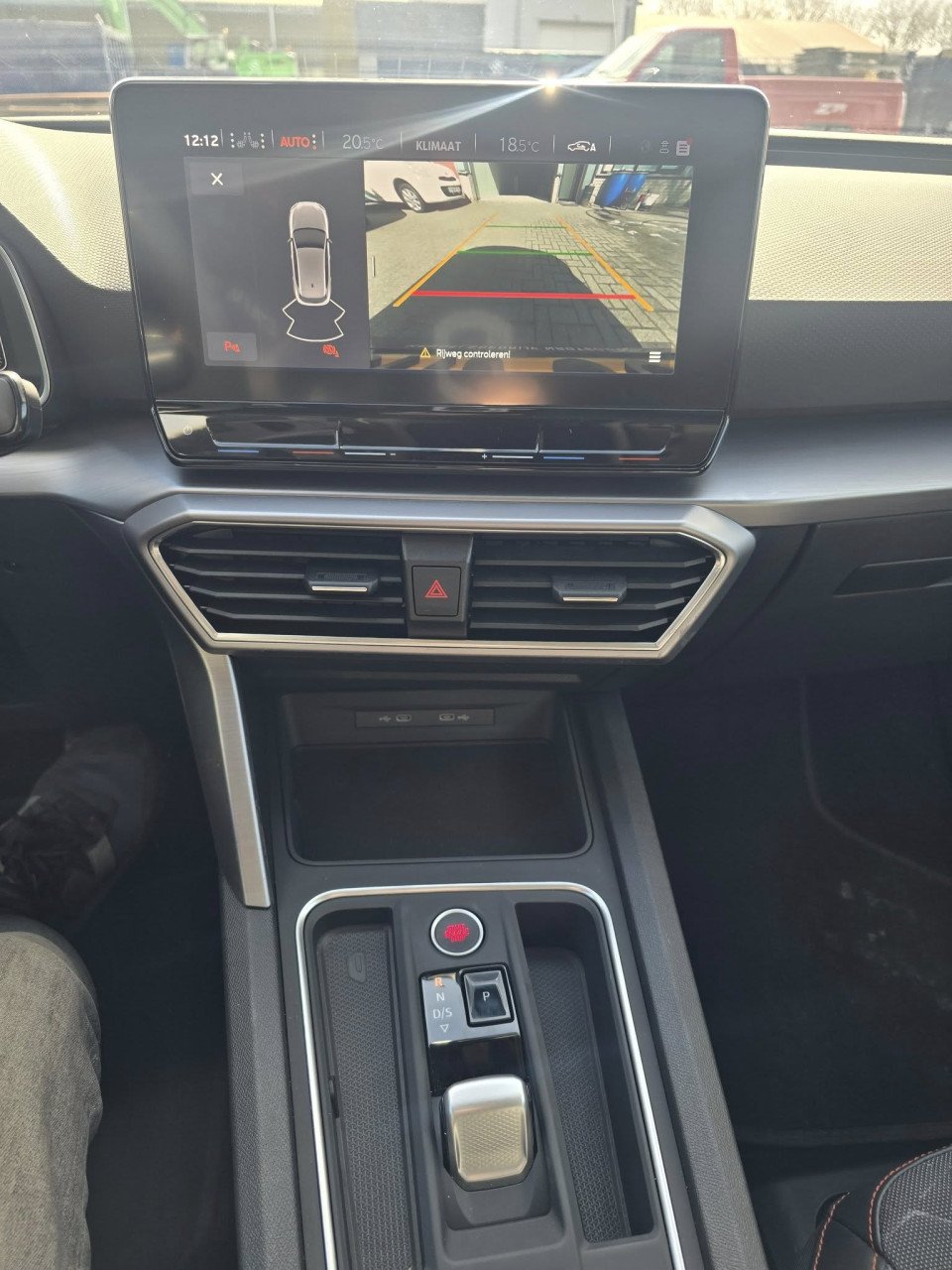 Super mooie !!!!! Seat leon 1.5e tsi FR Business intense  Bj 2022  Km14500