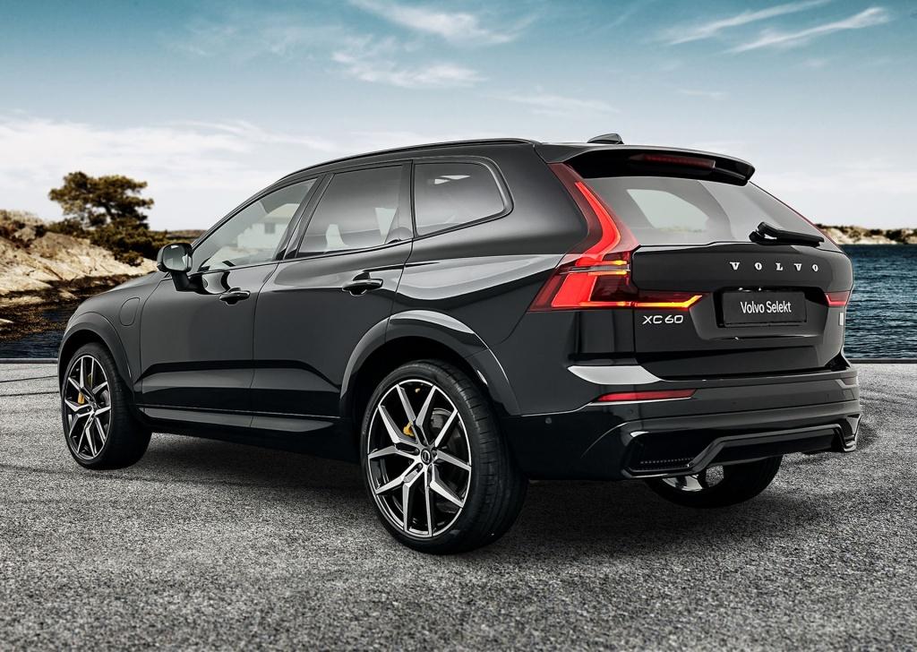 Volvo XC60 polestar engineered recharge plug-in hybrid awd