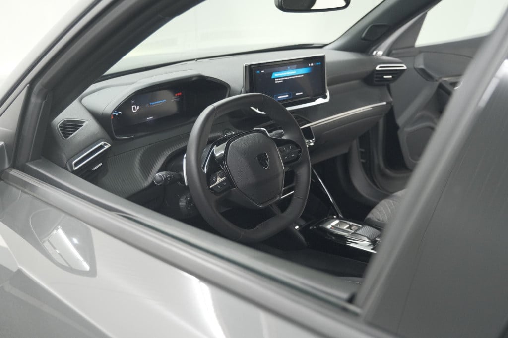 Peugeot 2008 hybrid 136 e-dcs6 allure | 360 camera | adaptieve cruise contr