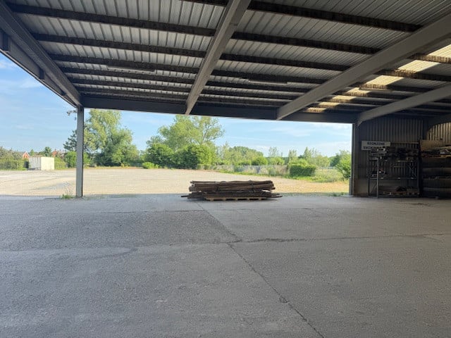 Bedrijfshal Kapellebrug te huur 220m2 of meer
