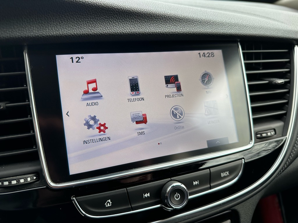 Opel Mokka 1.4 turbo innovation, leer, apple carplay, automaat