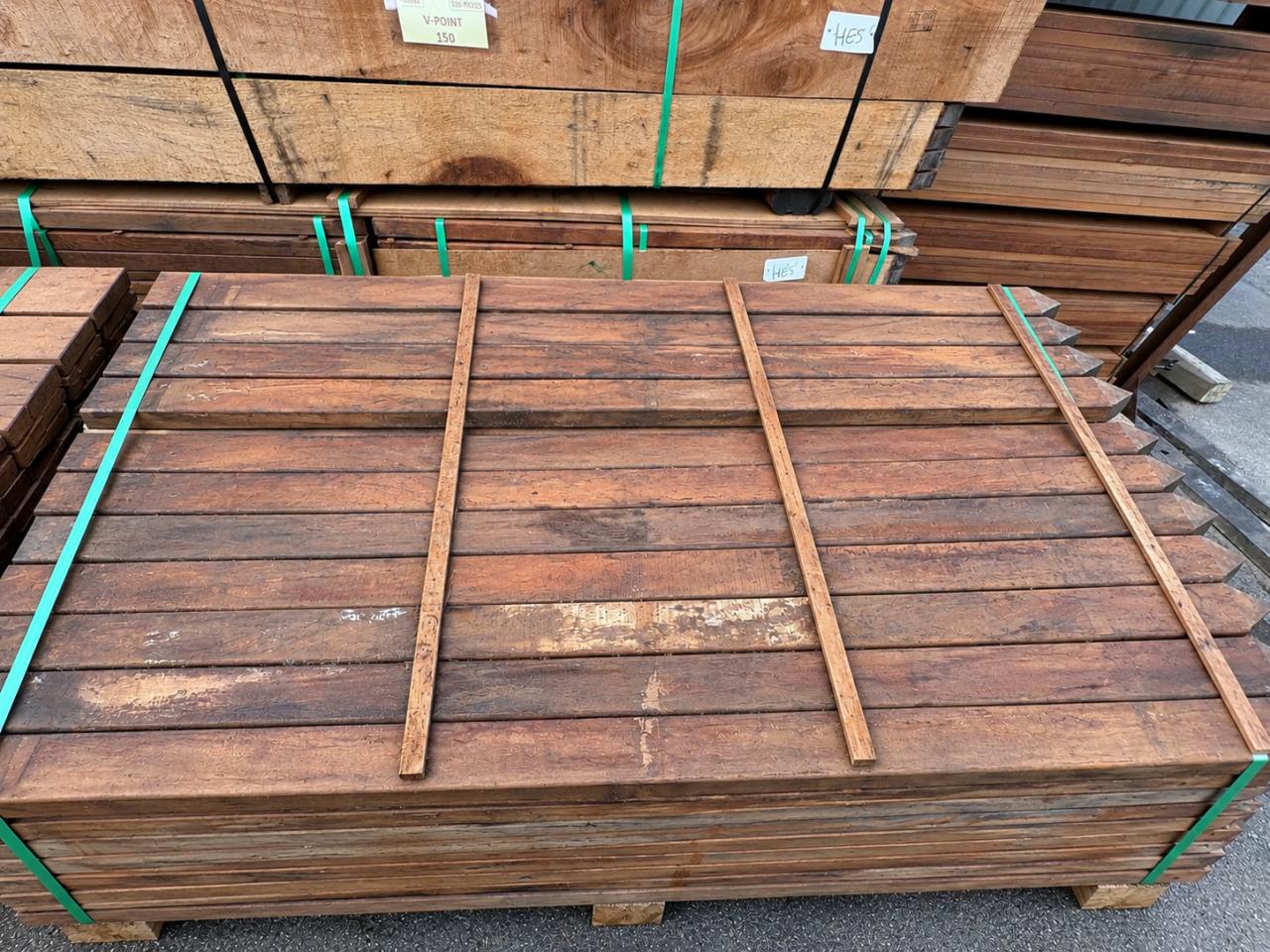 ( Actie ) Hardhouten balkjes 45×70×1500 mm | €5,50 per stuk