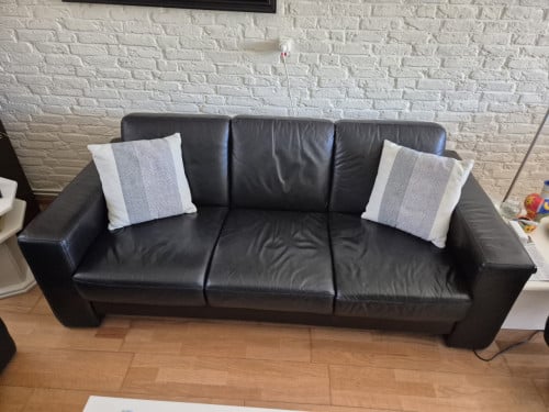 3 + 2 zits zwart leren bankstel