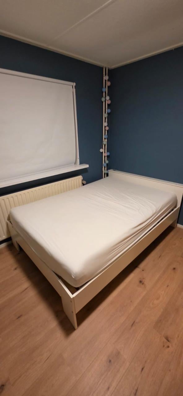 Twijfelaar/ tweepersoonsbed van 140x200cm te koop