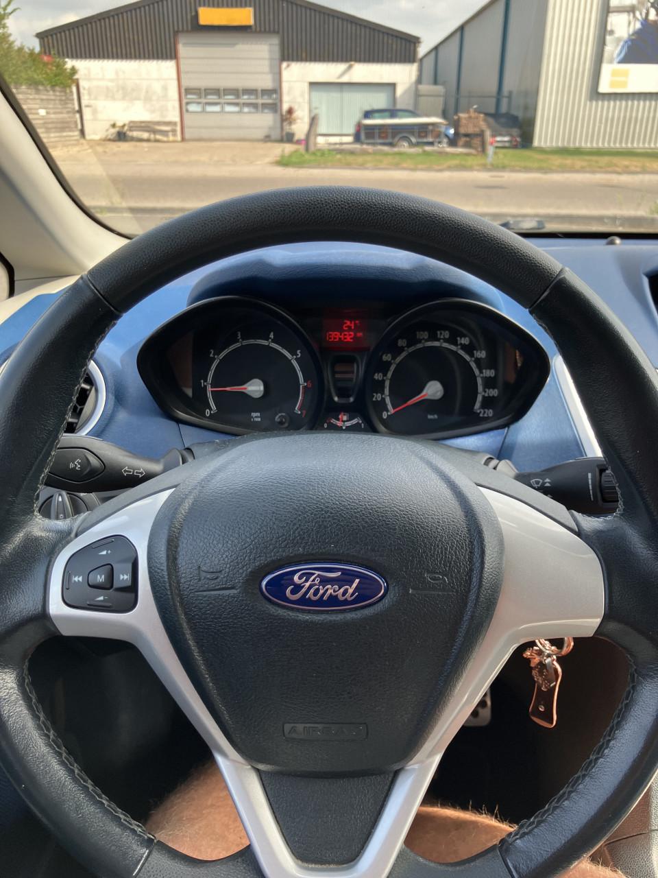 Ford Fiësta 1.4 Sport 71KW 3DR 2010 Zwart