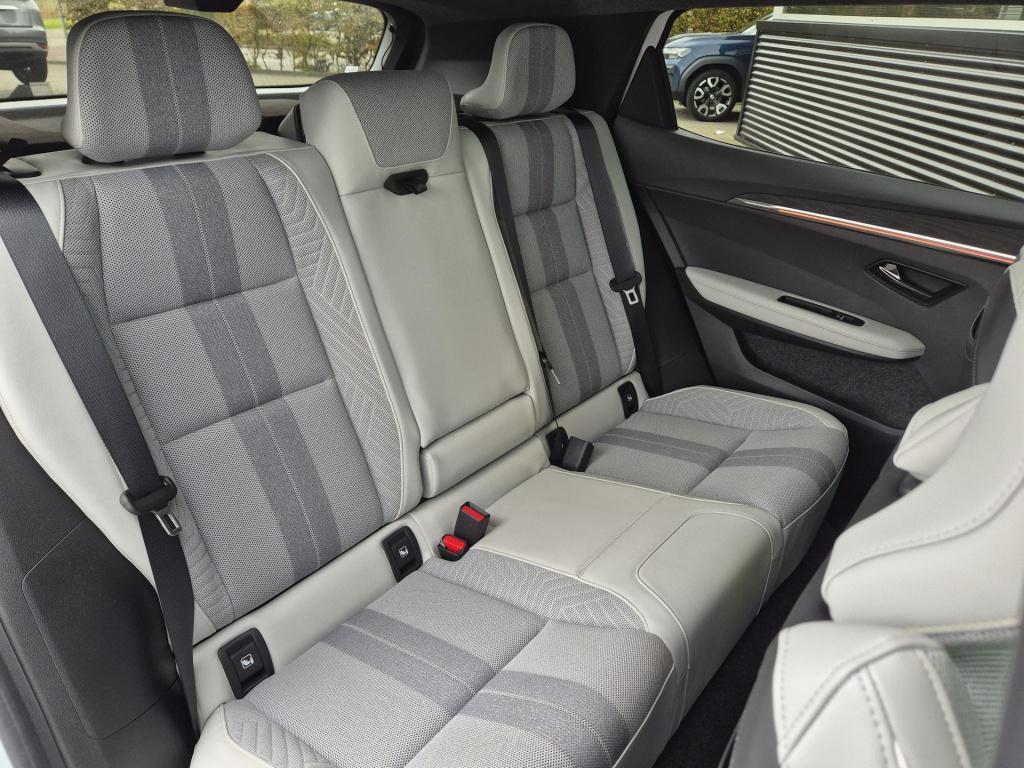 Renault Scenic e-tech ev87 long range iconic solarbay dak, harman kardon au