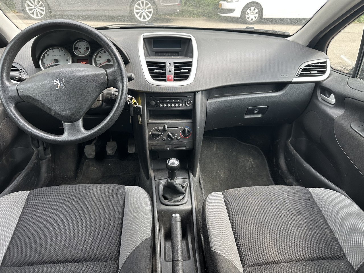 Peugeot 207 1.4i Airco, Elektrische ramen