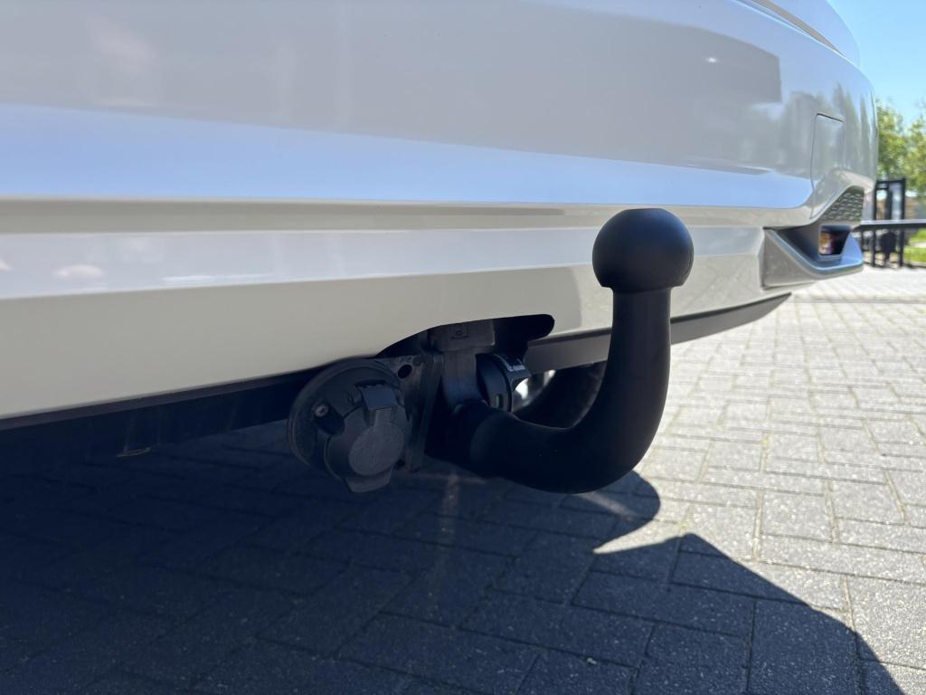 Nissan Qashqai 1.3 dig-t tekna + incl. trekhaak!
