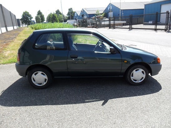 Toyota Starlet 1.3 16V 55KW/Elek.pakket/Stuurbekrachtiging/ 1998/Groen