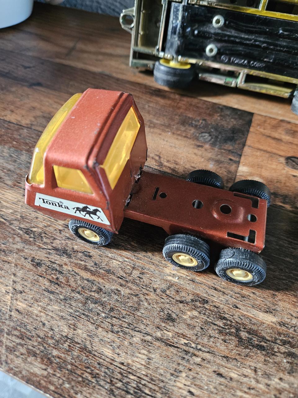 Vintage Tonka pick up en tonka Truck met Paardentrailer