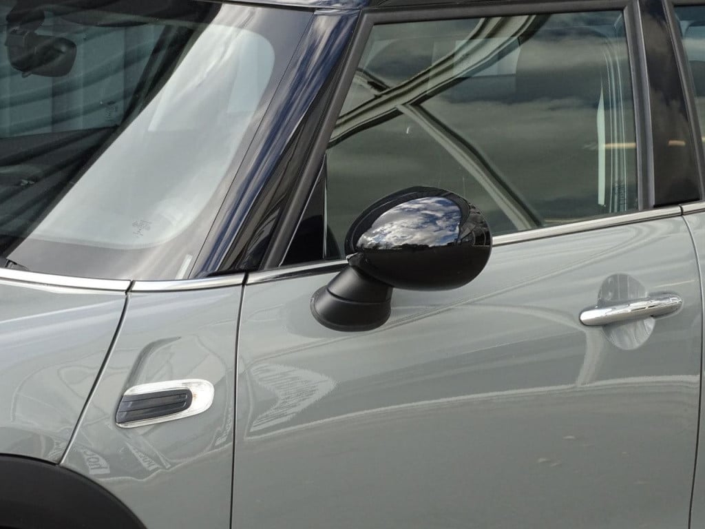 Mini Cooper mini 1.5 business | navi | bluetooth | 16"
