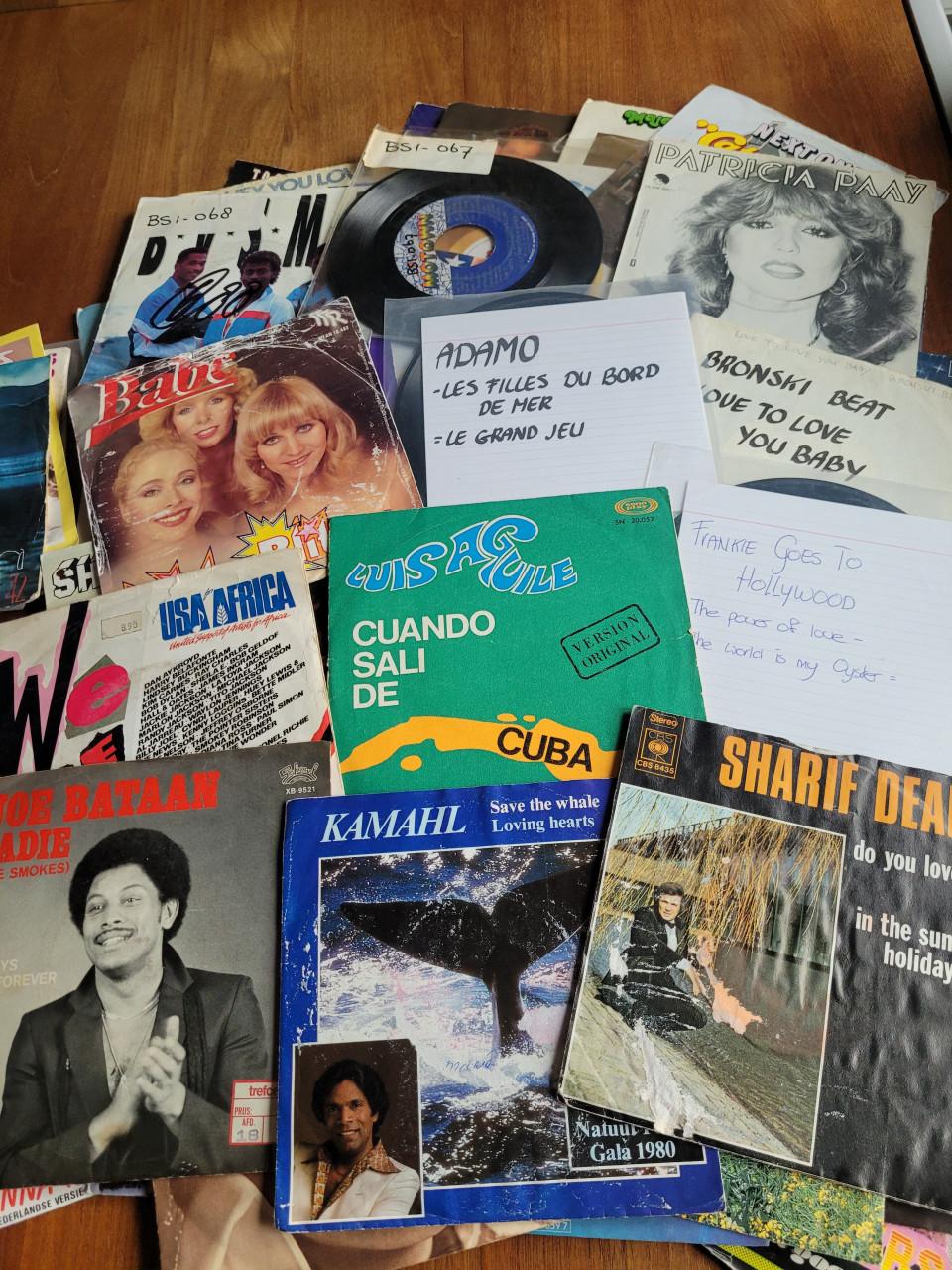 80 singles in goede staat!