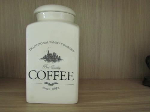 Aardewerken koffie voorraad pot