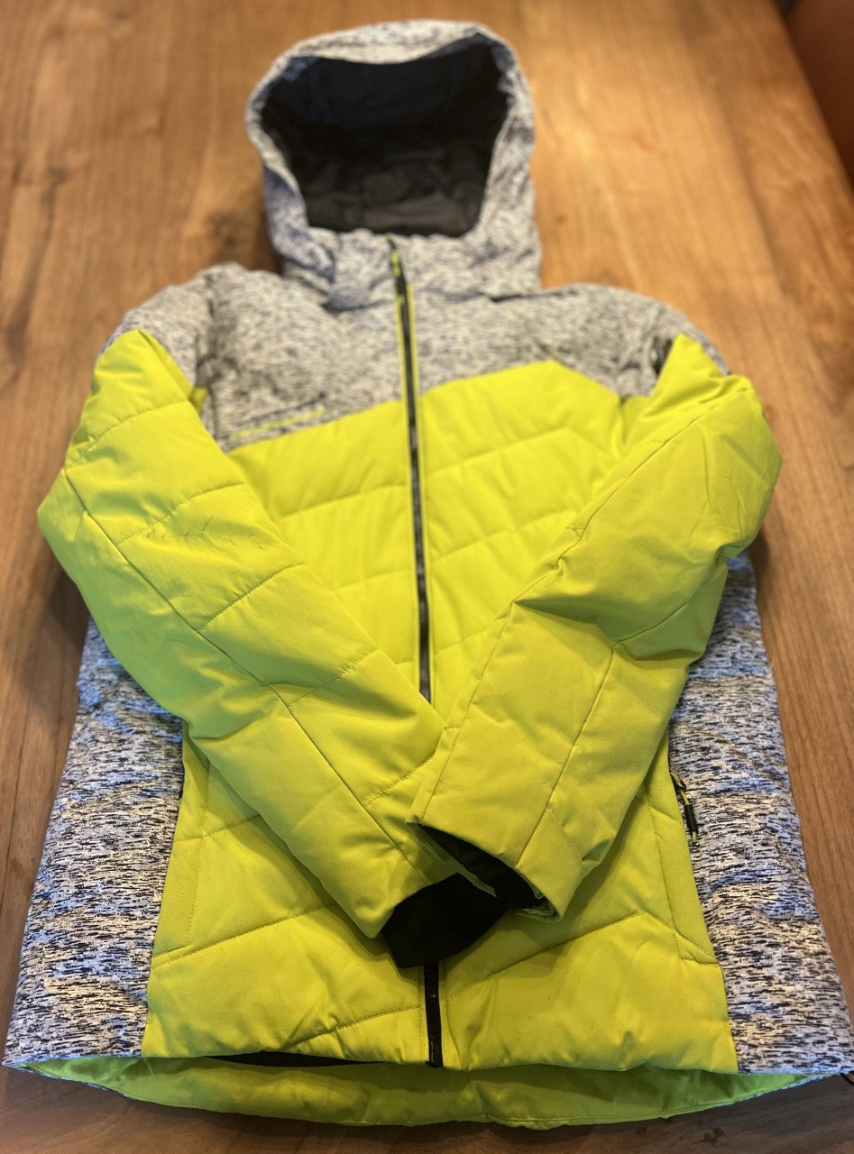 Skijas + skibroek maat 176