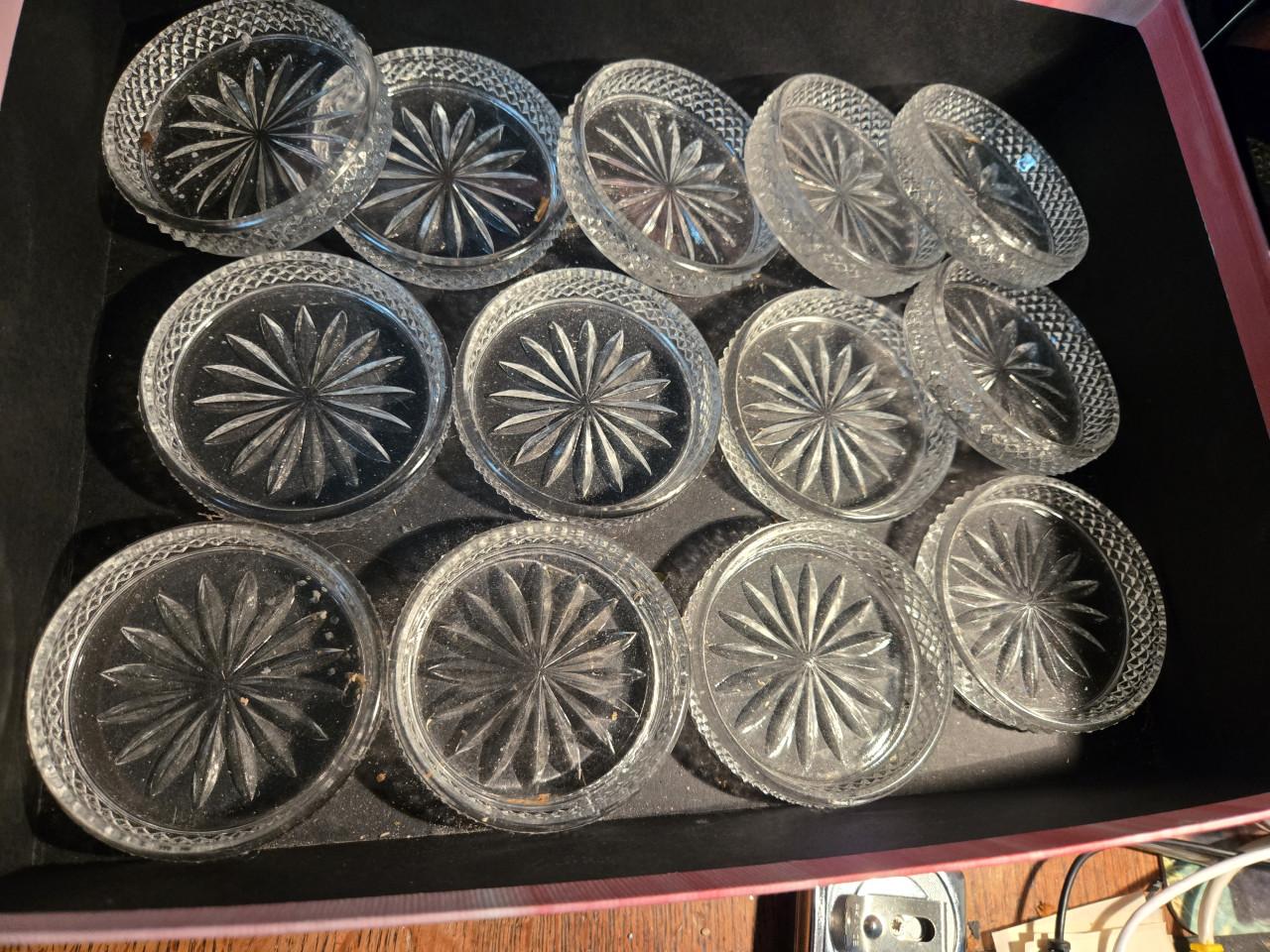 Vintage kristallen onderzetters, 13 stuks. Ø 7.5 cm H 1.5 cm