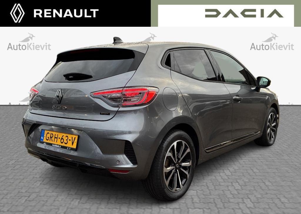 Renault Clio 1.6 e-tech full hybrid 145 techno