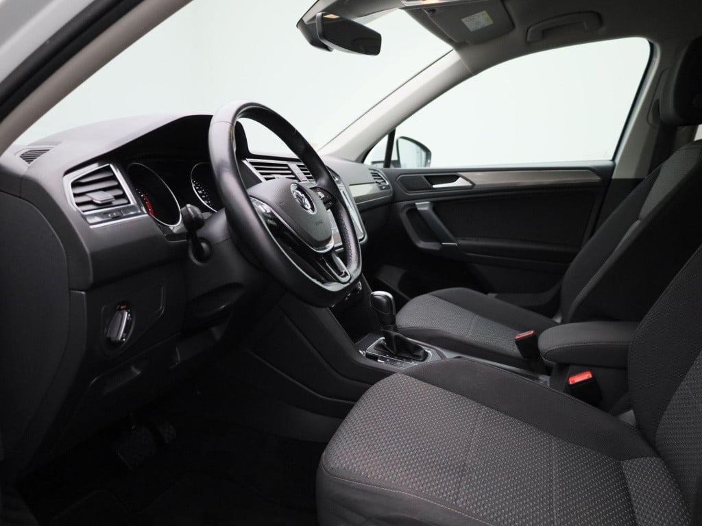 Volkswagen Tiguan Allspace 1.5 tsi comfortline business 7p. | automaat | na