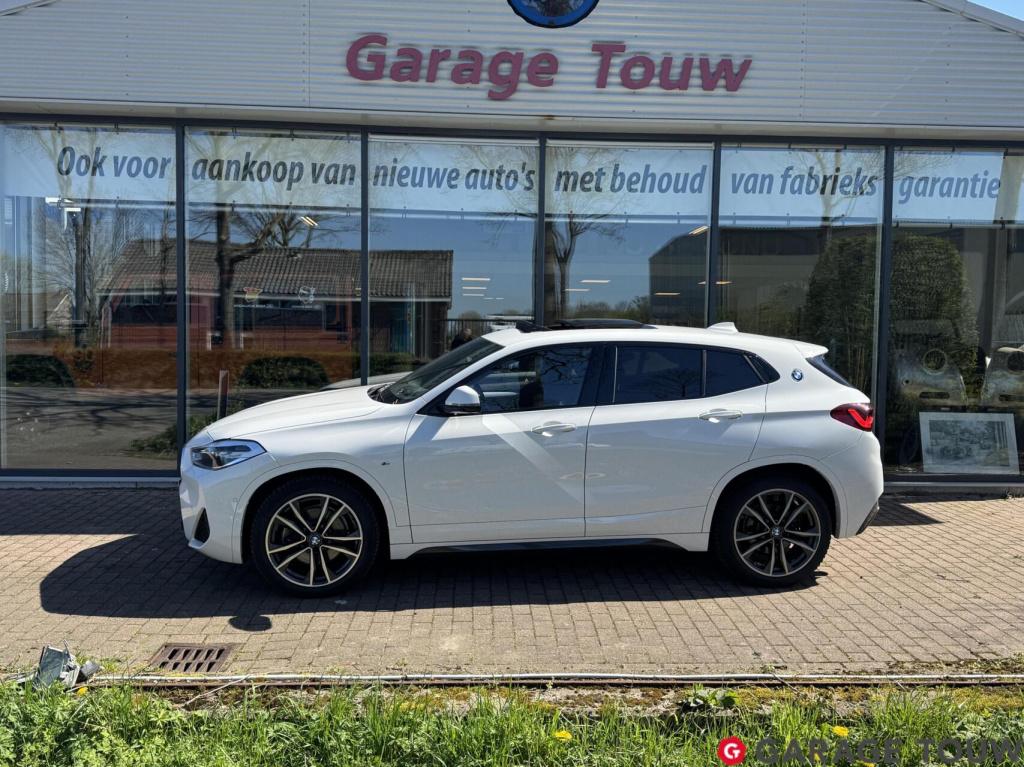 BMW X2 sdrive20i high executive m-sport *pano, hud*