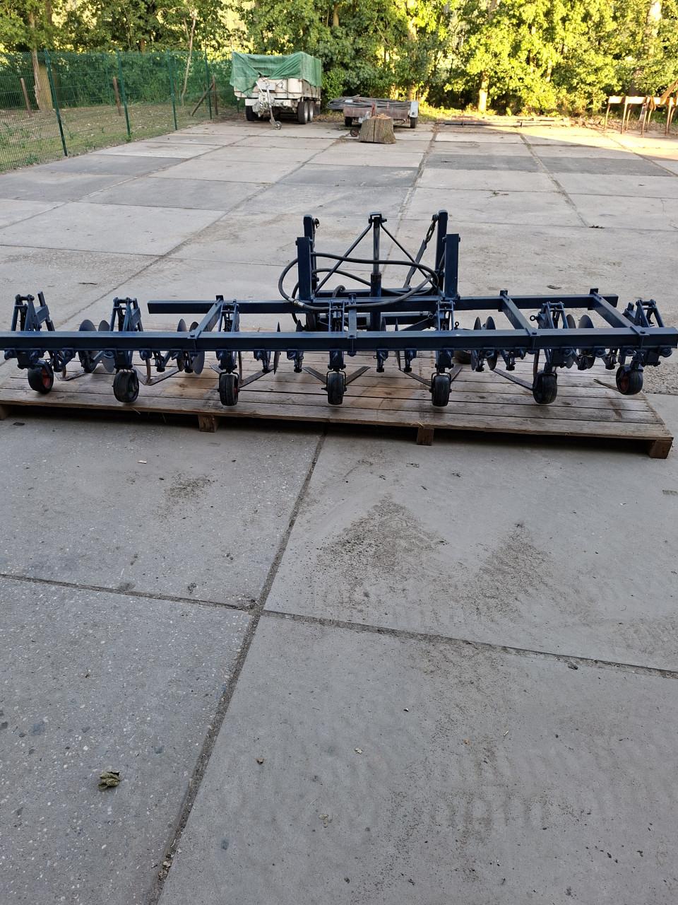 Schoffel machine met schijven