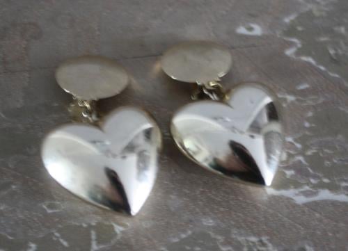 Goudkleurige hartjes oorhangers