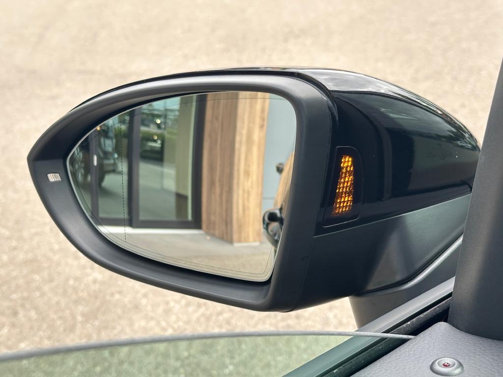 Volkswagen Touran 1.5 tsi comfortline 7-persoons | keyless | navi | camera 